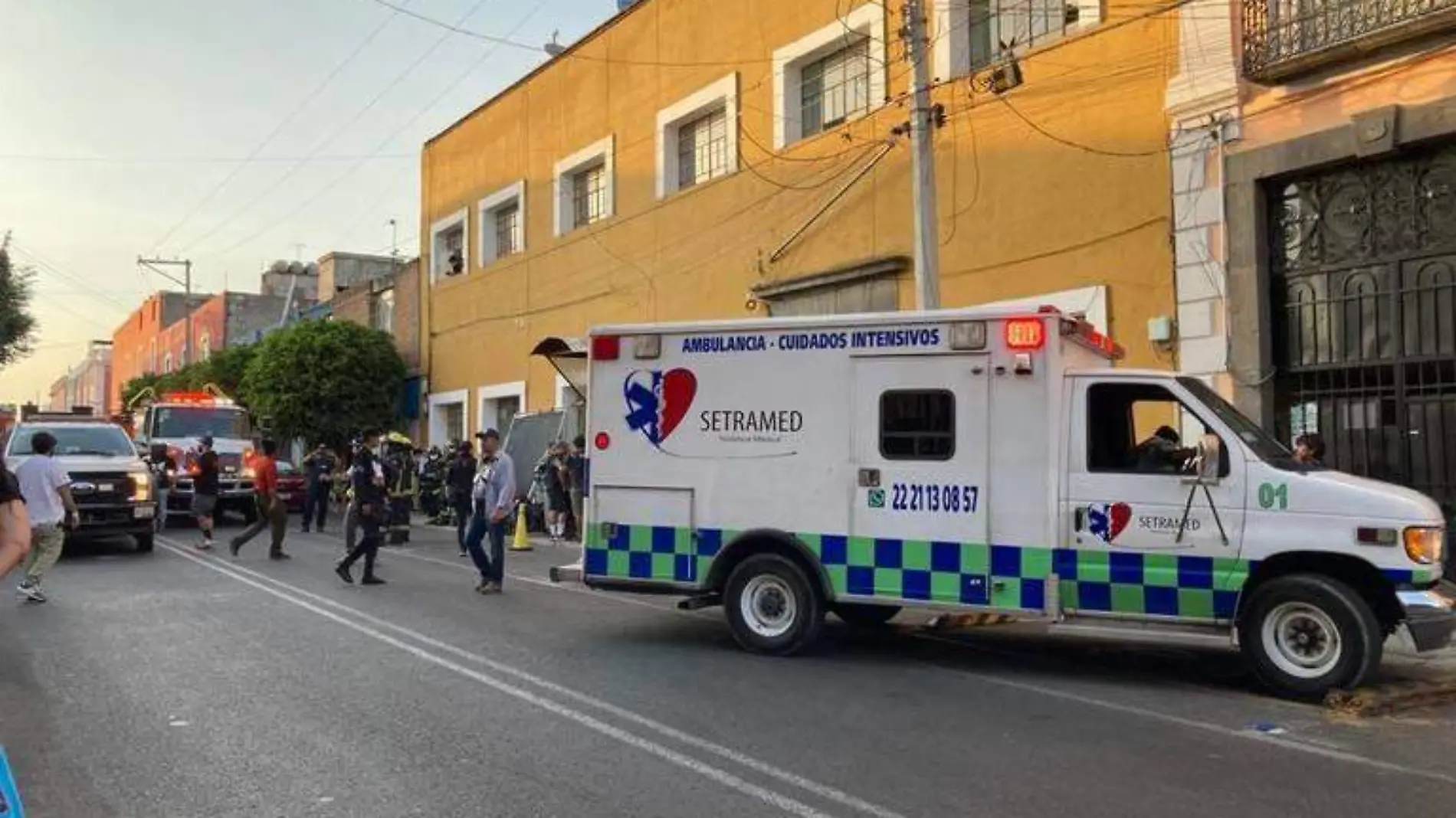 Simulan incendio en Puebla para escena del teniente Harina